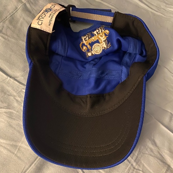 Running Hat - Picture 2 of 4